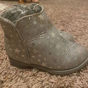 Cat & Jack silver boots
